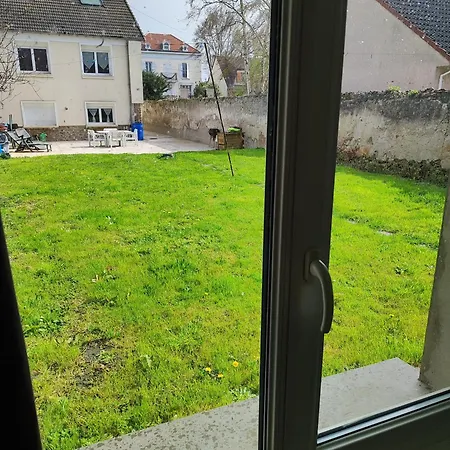 Studio Independant Avec Jardin Au Calme Neuilly-Plaisance Exterior foto