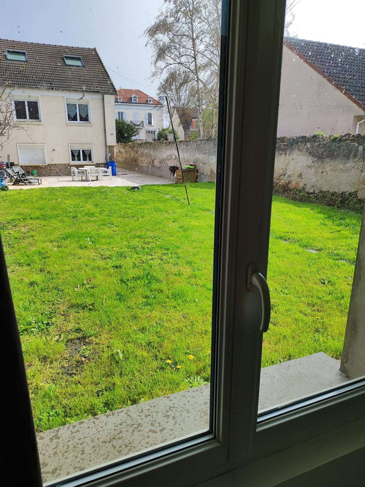 Independant Avec Jardin Au Calme